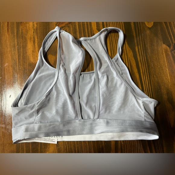 Victoria Secret Bra Sports - Picture 2 of 3